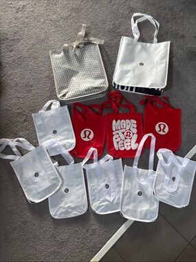NWT Lululemon Tote Bag Bundle